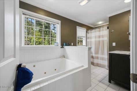 39 Algonquin Drive Queensbury NY 12804