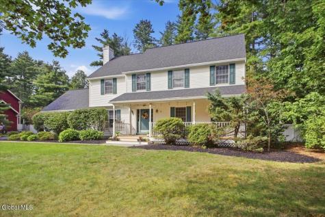 39 Algonquin Drive Queensbury NY 12804