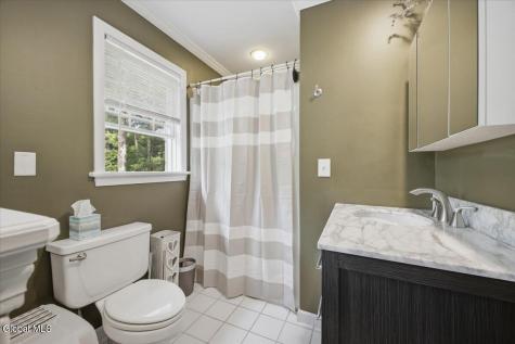39 Algonquin Drive Queensbury NY 12804