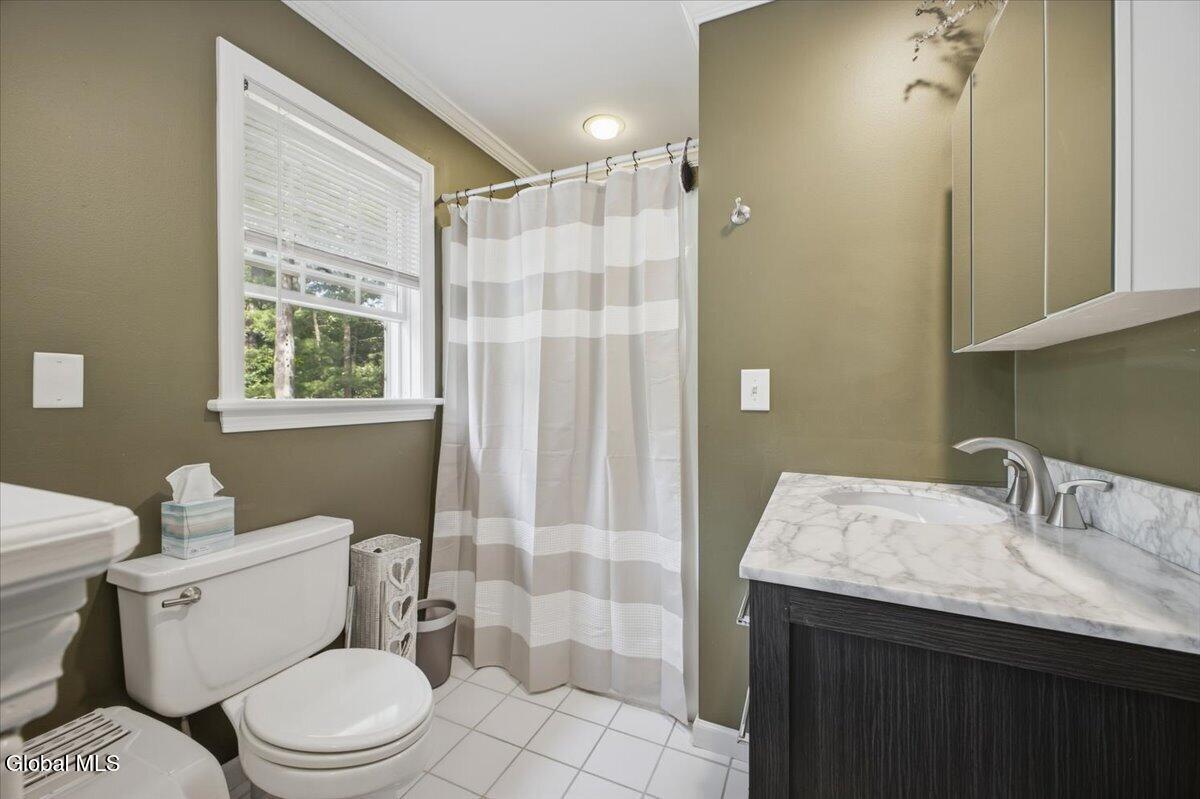 39 Algonquin Drive Queensbury NY 12804