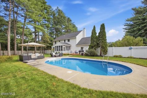 39 Algonquin Drive Queensbury NY 12804
