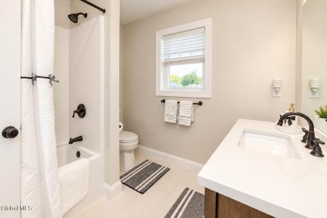 35 Chloes Way Saratoga Springs NY 12866