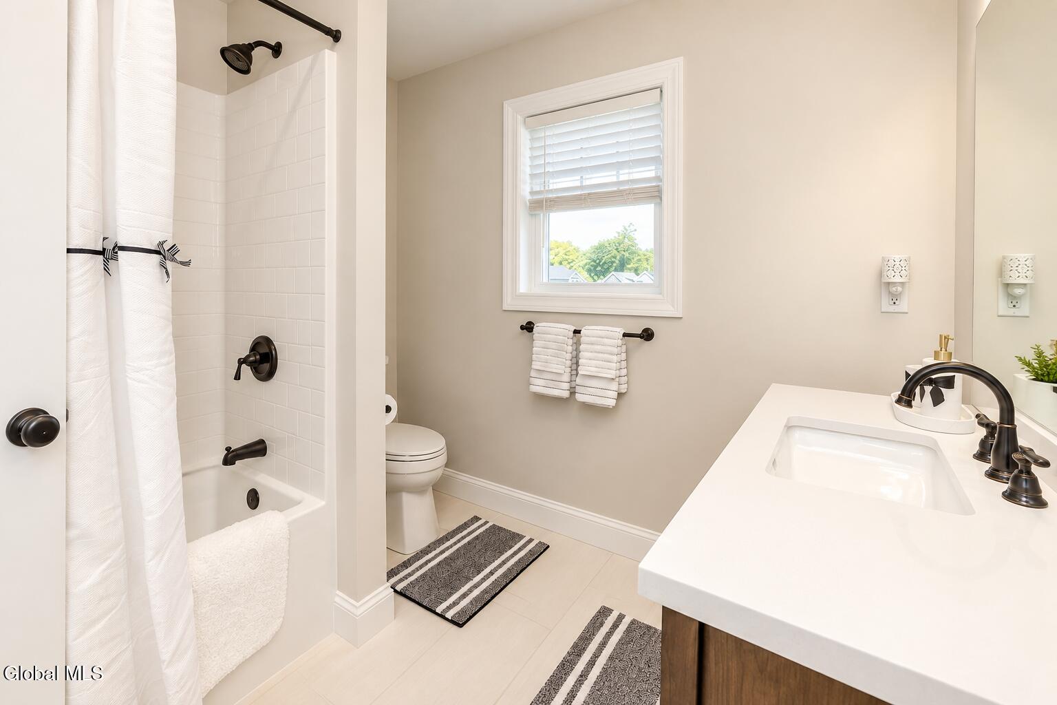 35 Chloes Way Saratoga Springs NY 12866