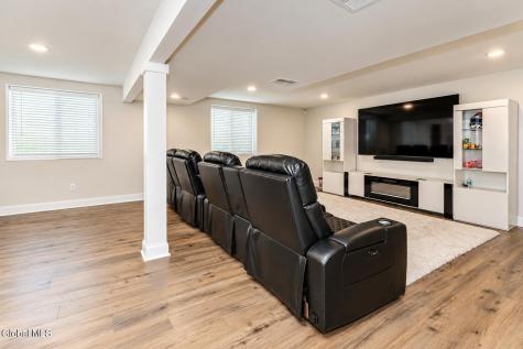 35 Chloes Way Saratoga Springs NY 12866