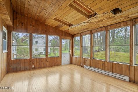 19 Glenwood Drive Ballston Lake NY 12019
