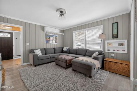 107 4th Street Saratoga Springs NY 12866