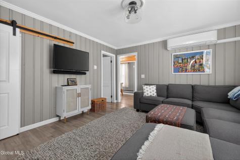 107 4th Street Saratoga Springs NY 12866