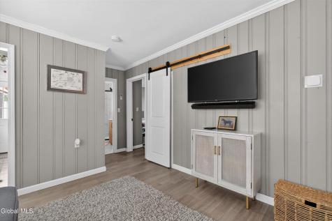 107 4th Street Saratoga Springs NY 12866