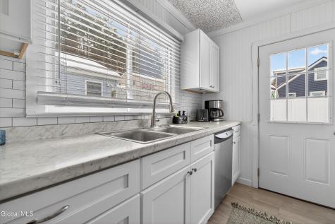 107 4th Street Saratoga Springs NY 12866