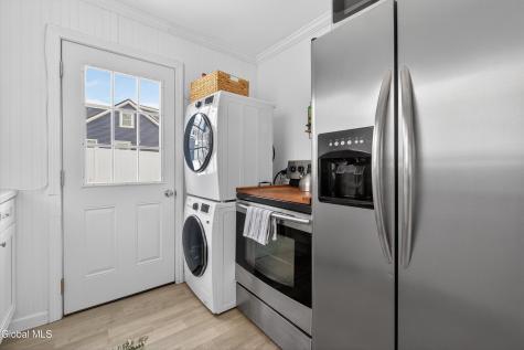 107 4th Street Saratoga Springs NY 12866