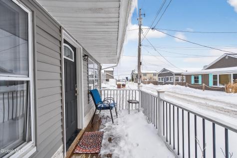 107 4th Street Saratoga Springs NY 12866