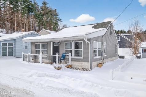 107 4th Street Saratoga Springs NY 12866