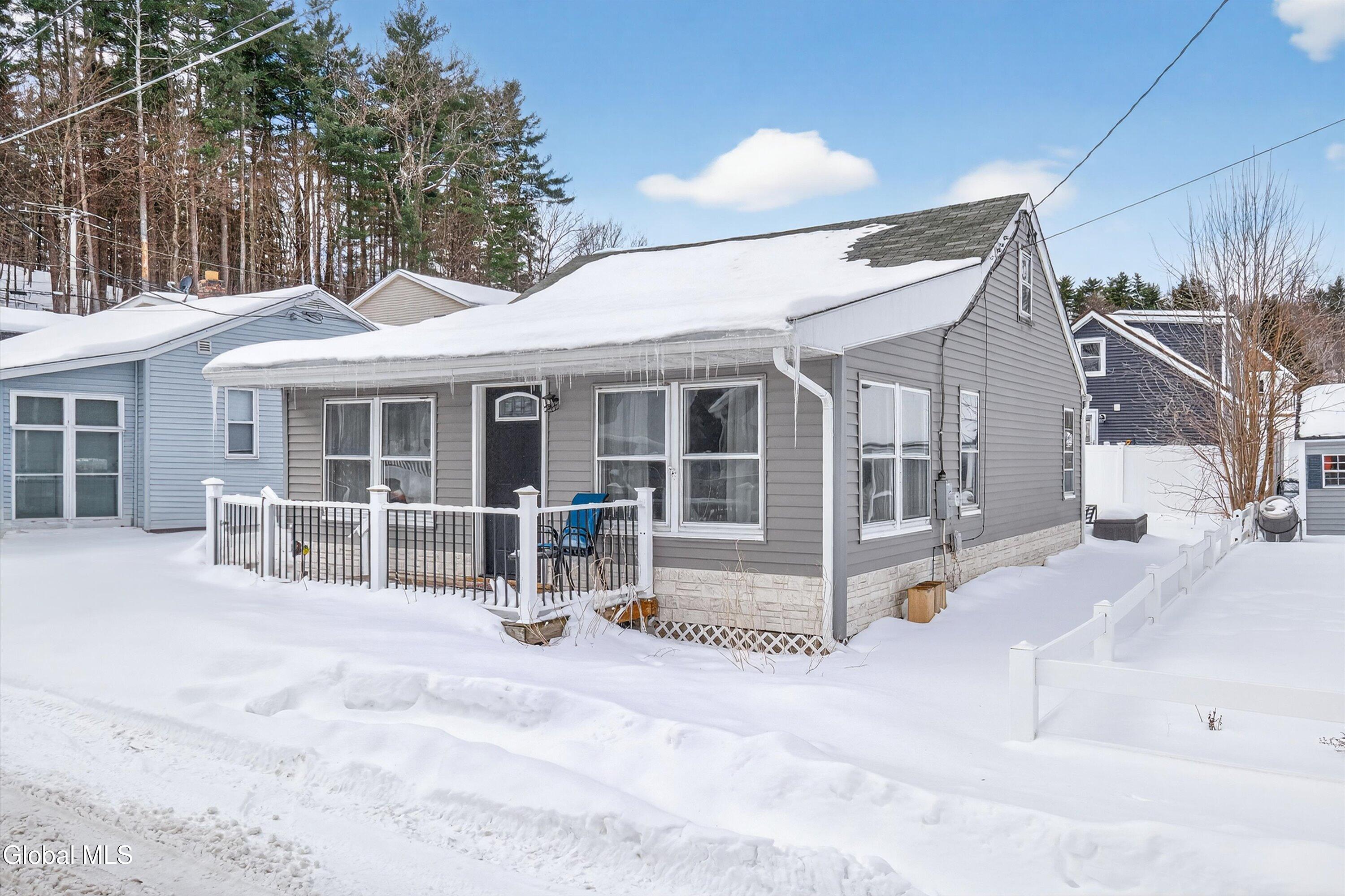 107 4th Street Saratoga Springs NY 12866