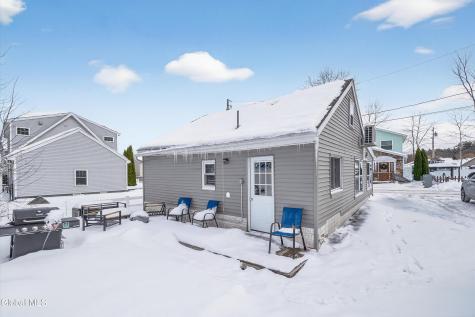 107 4th Street Saratoga Springs NY 12866