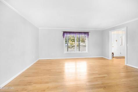 6 Bishops Court Queensbury NY 12804