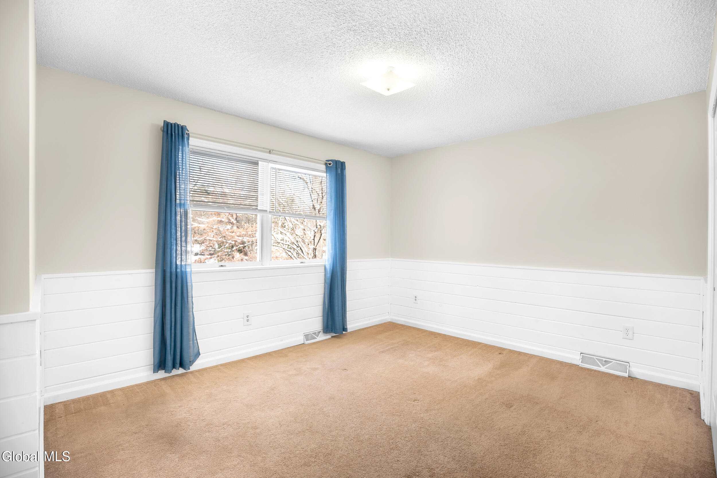 6 Bishops Court Queensbury NY 12804