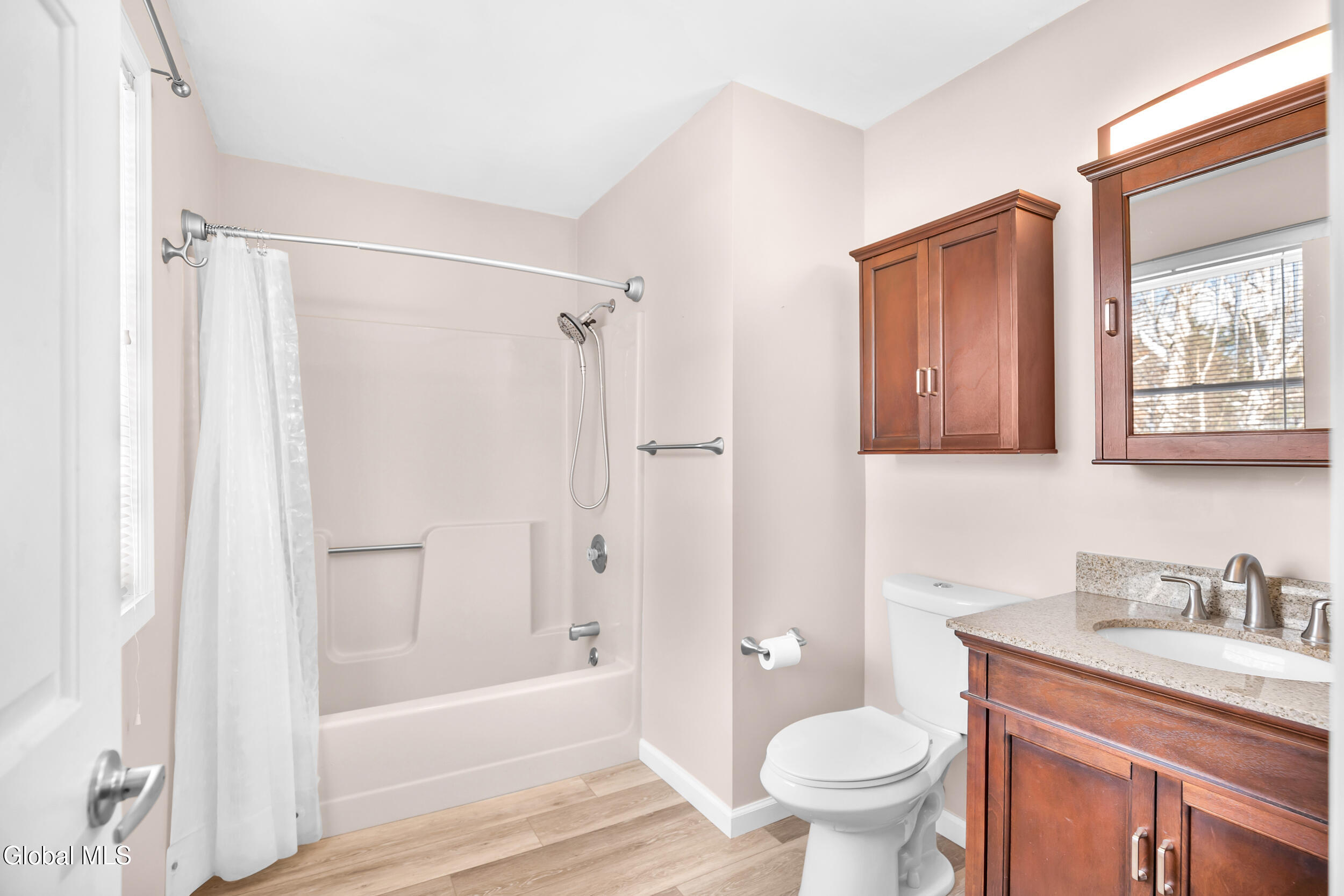 6 Bishops Court Queensbury NY 12804