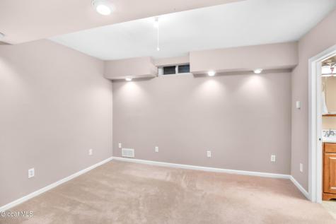 6 Bishops Court Queensbury NY 12804