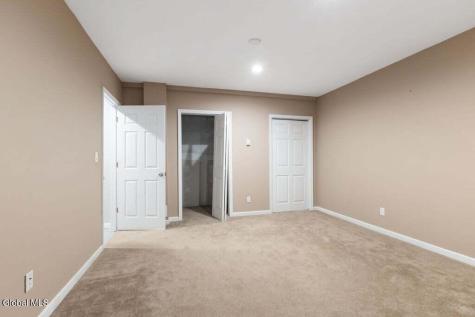 6 Bishops Court Queensbury NY 12804