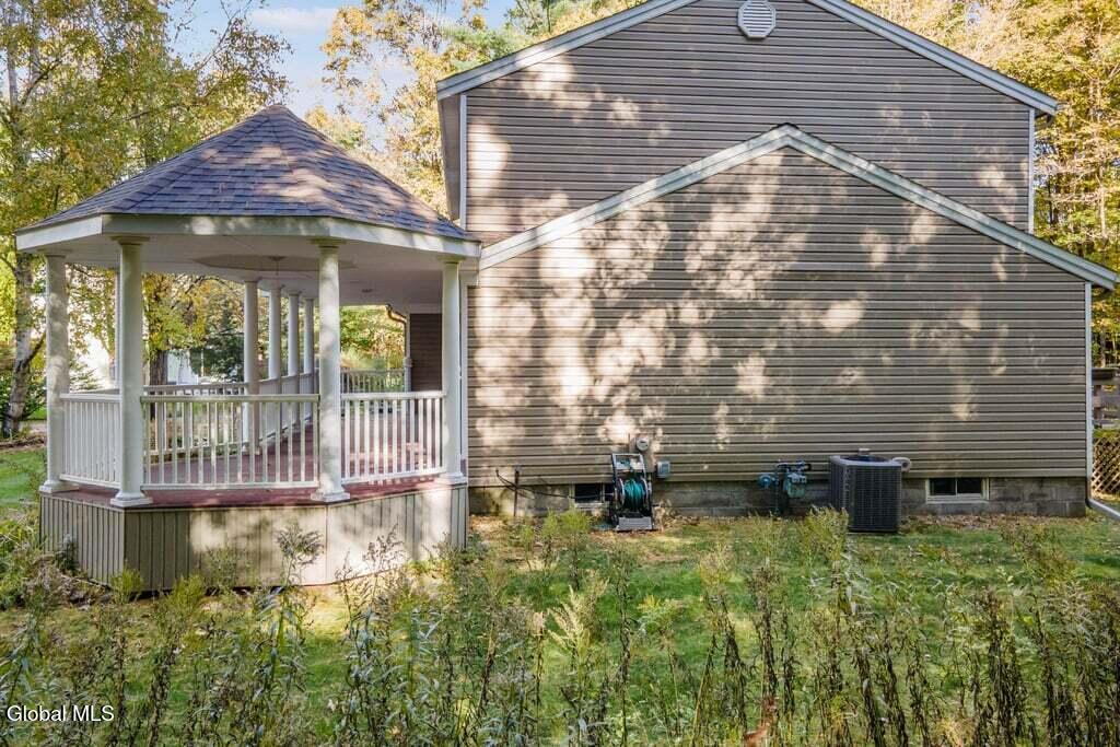 6 Bishops Court Queensbury NY 12804