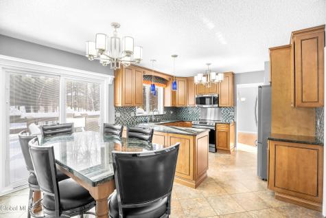 6 Bishops Court Queensbury NY 12804