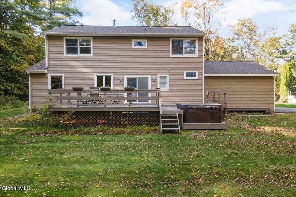 6 Bishops Court Queensbury NY 12804