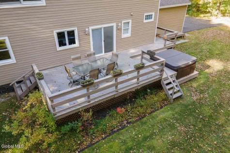 6 Bishops Court Queensbury NY 12804