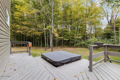 6 Bishops Court Queensbury NY 12804