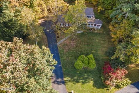 6 Bishops Court Queensbury NY 12804