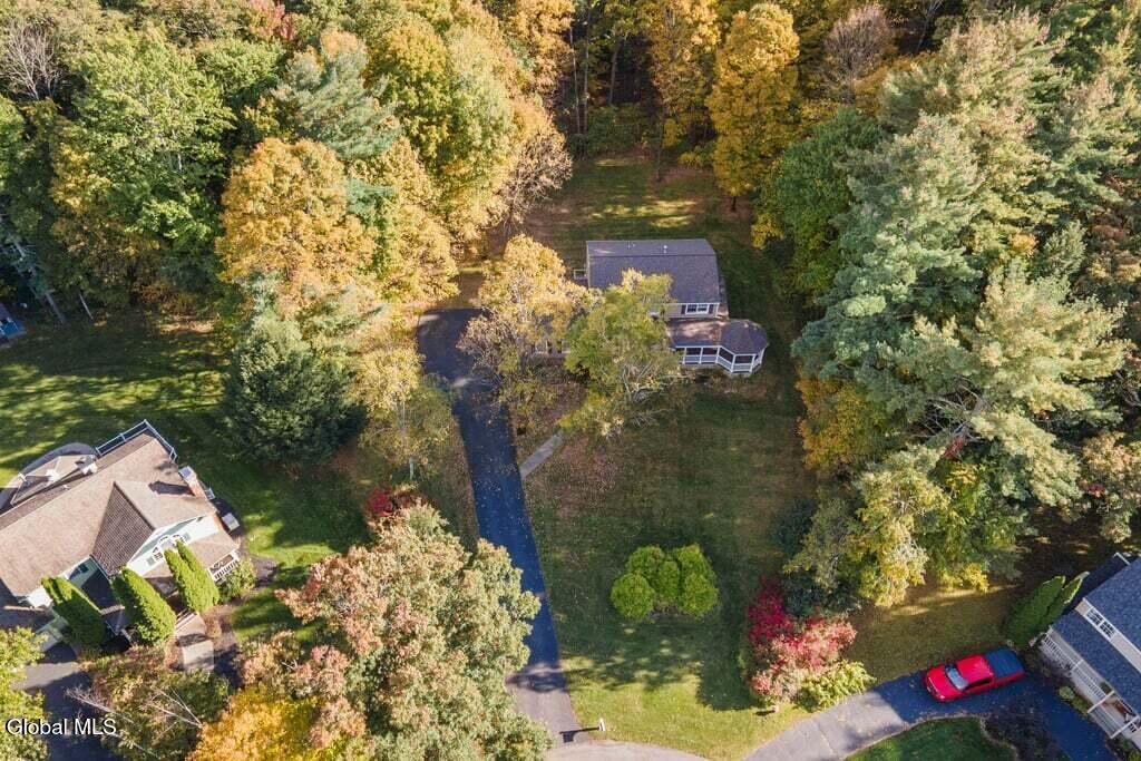 6 Bishops Court Queensbury NY 12804