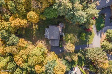 6 Bishops Court Queensbury NY 12804