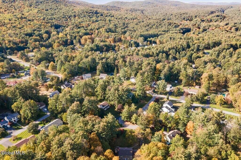 6 Bishops Court Queensbury NY 12804