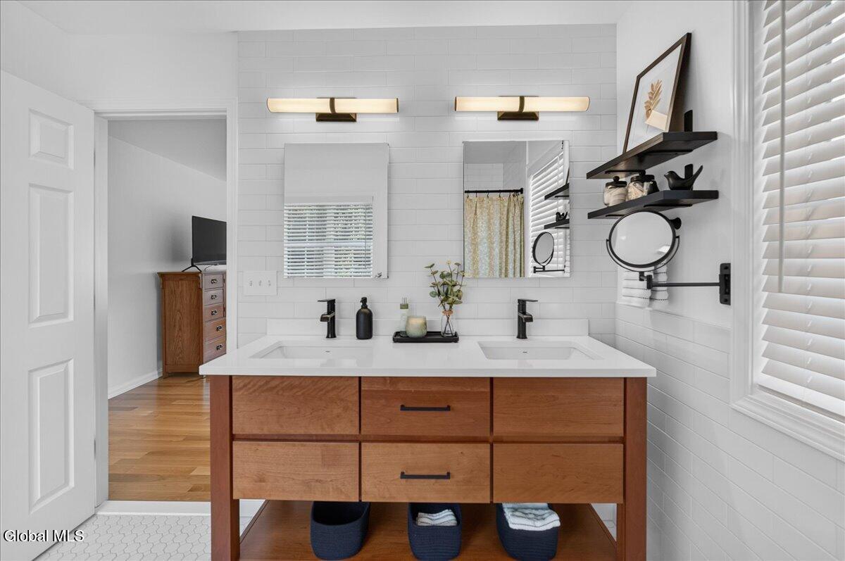 75 Hoffman Court Ballston Spa NY 12020