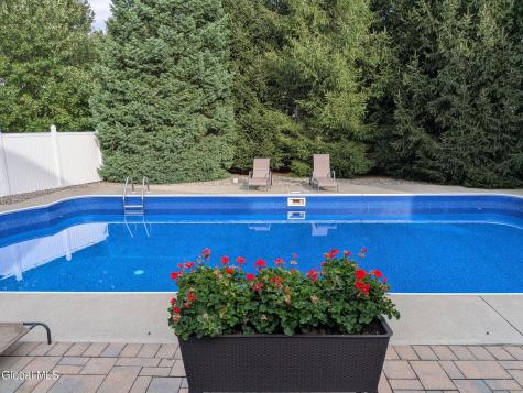 75 Hoffman Court Ballston Spa NY 12020