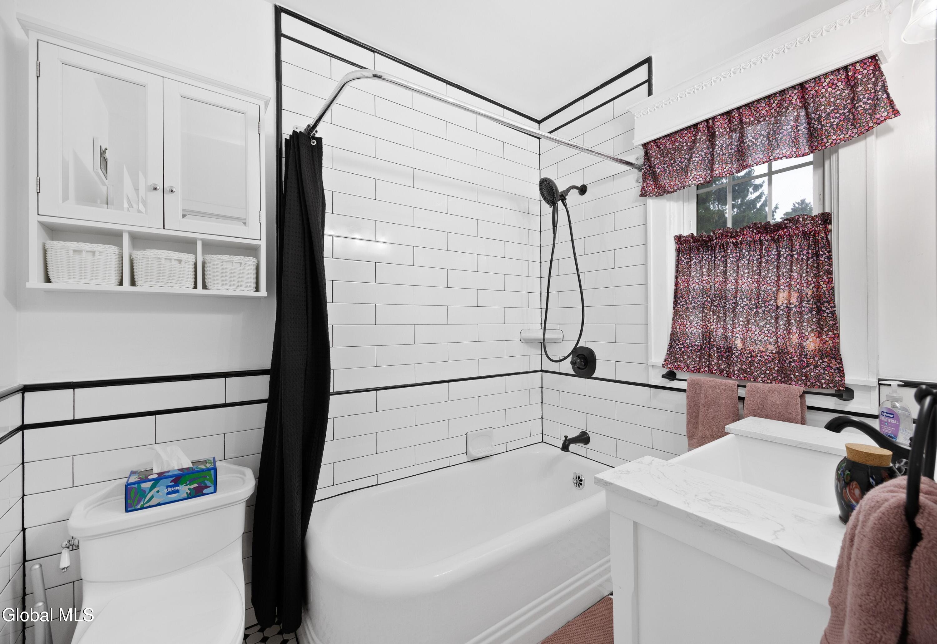 254 Lenox Avenue Albany NY 12208