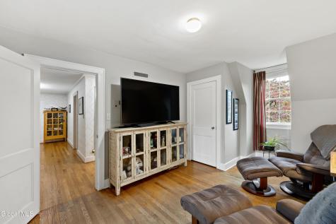 254 Lenox Avenue Albany NY 12208