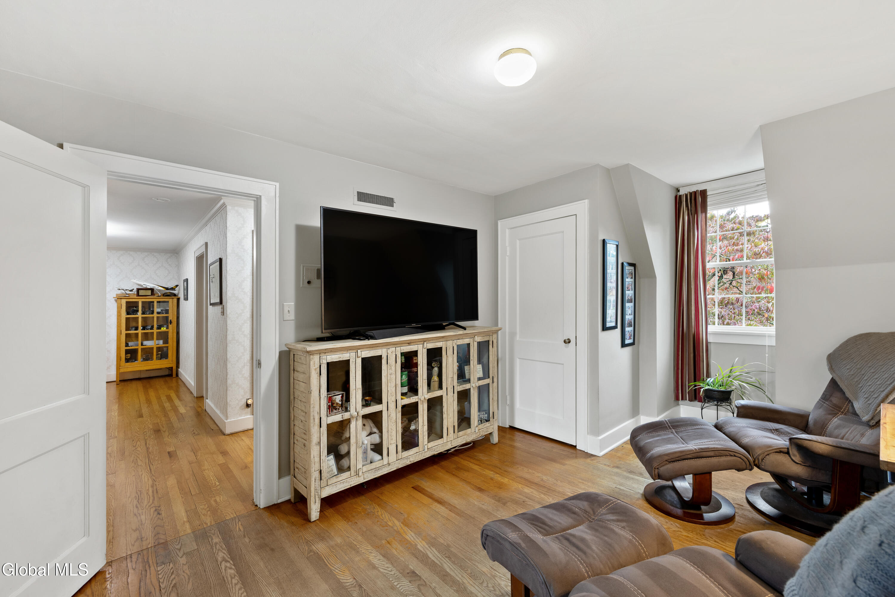 254 Lenox Avenue Albany NY 12208