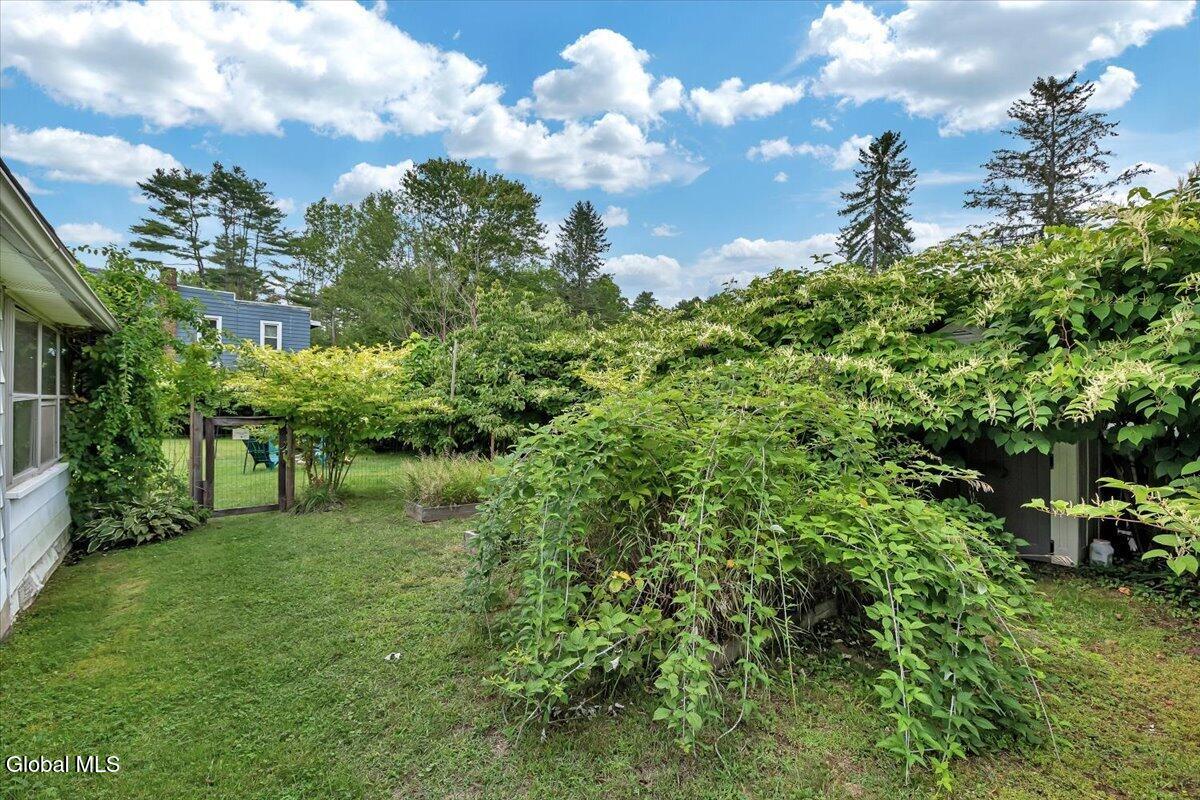 5085 Route 9n Corinth NY 12822