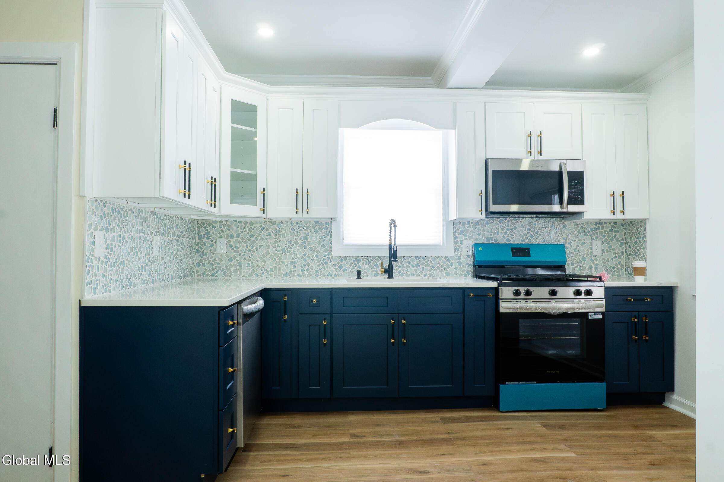 126 Manchester Road Schenectady NY 12304