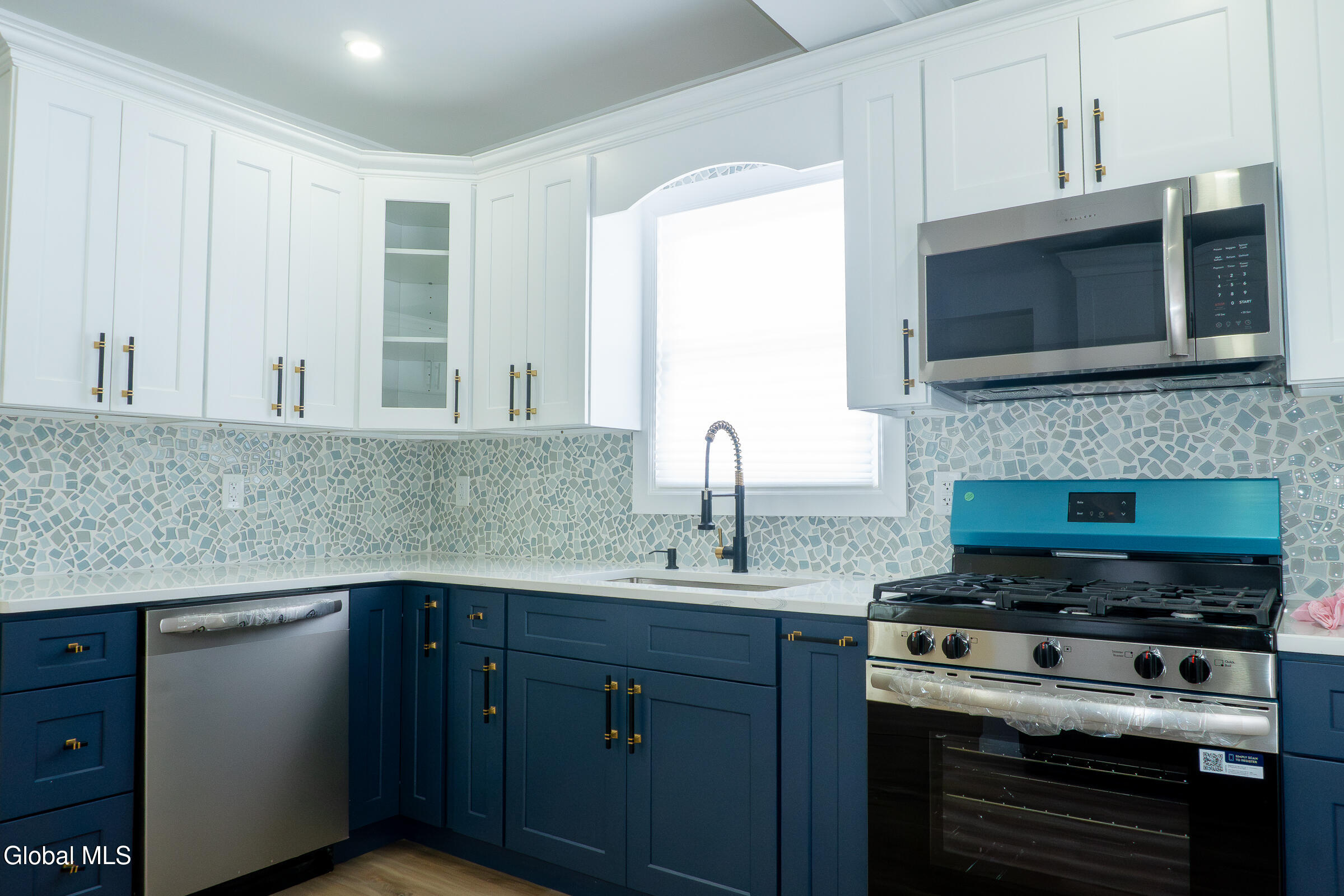 126 Manchester Road Schenectady NY 12304
