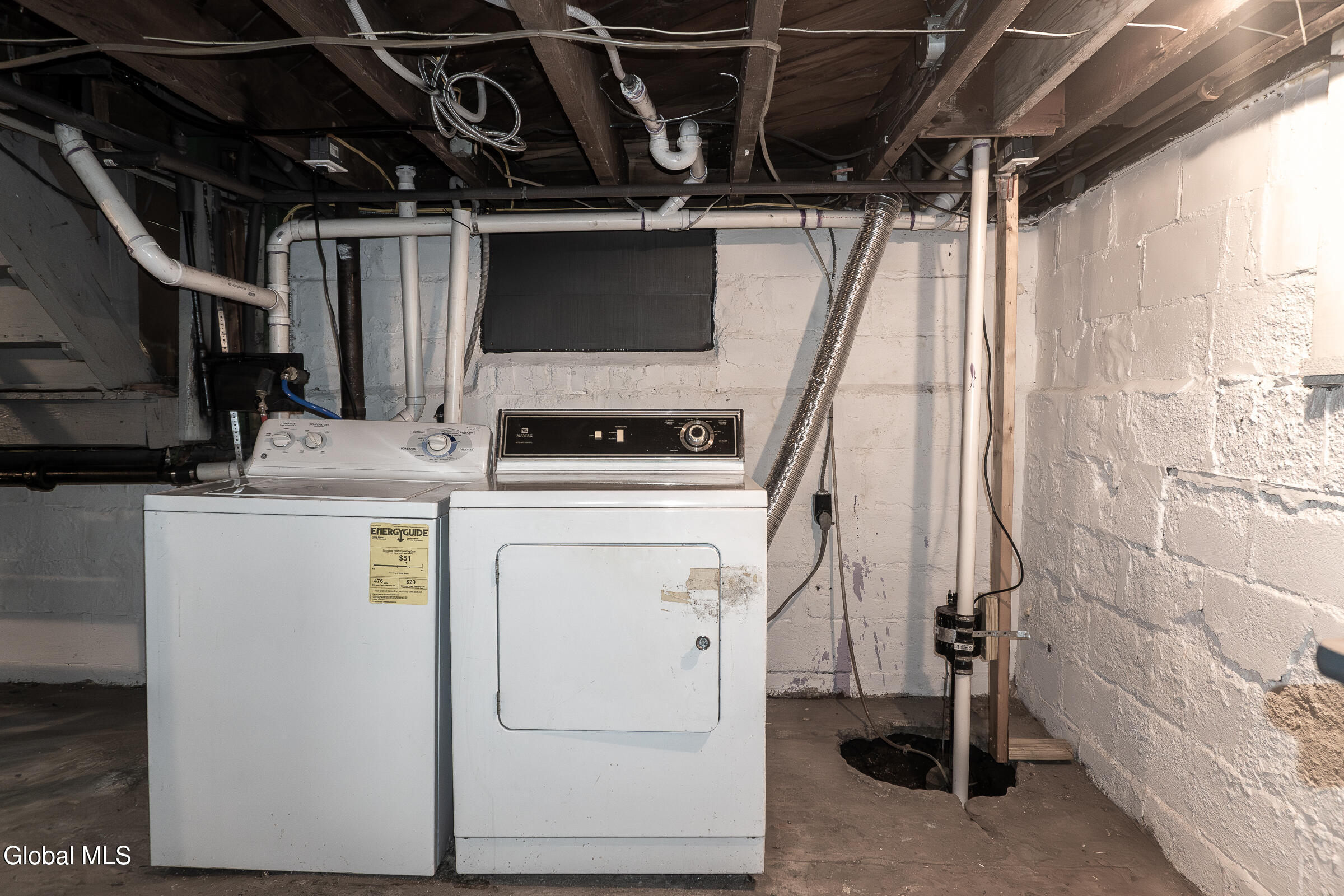 126 Manchester Road Schenectady NY 12304