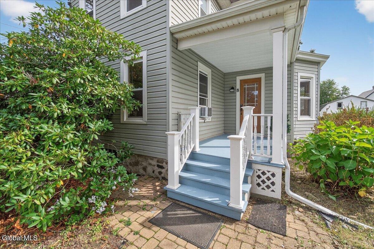 8 Orchard Street Rotterdam Junction NY 12150