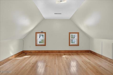 8 Orchard Street Rotterdam Junction NY 12150