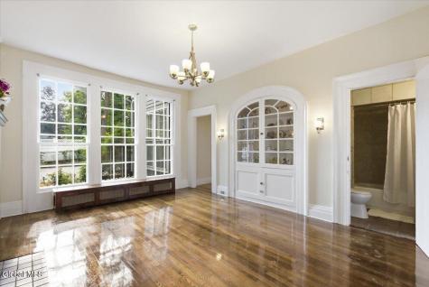 105 Brunswick Road Troy NY 12180