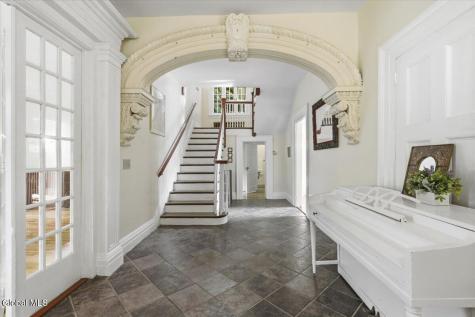 105 Brunswick Road Troy NY 12180