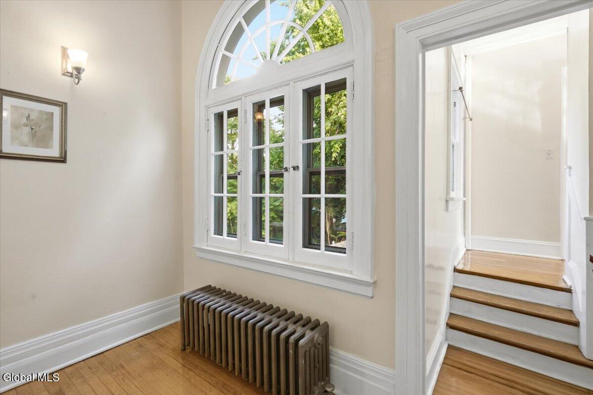 105 Brunswick Road Troy NY 12180