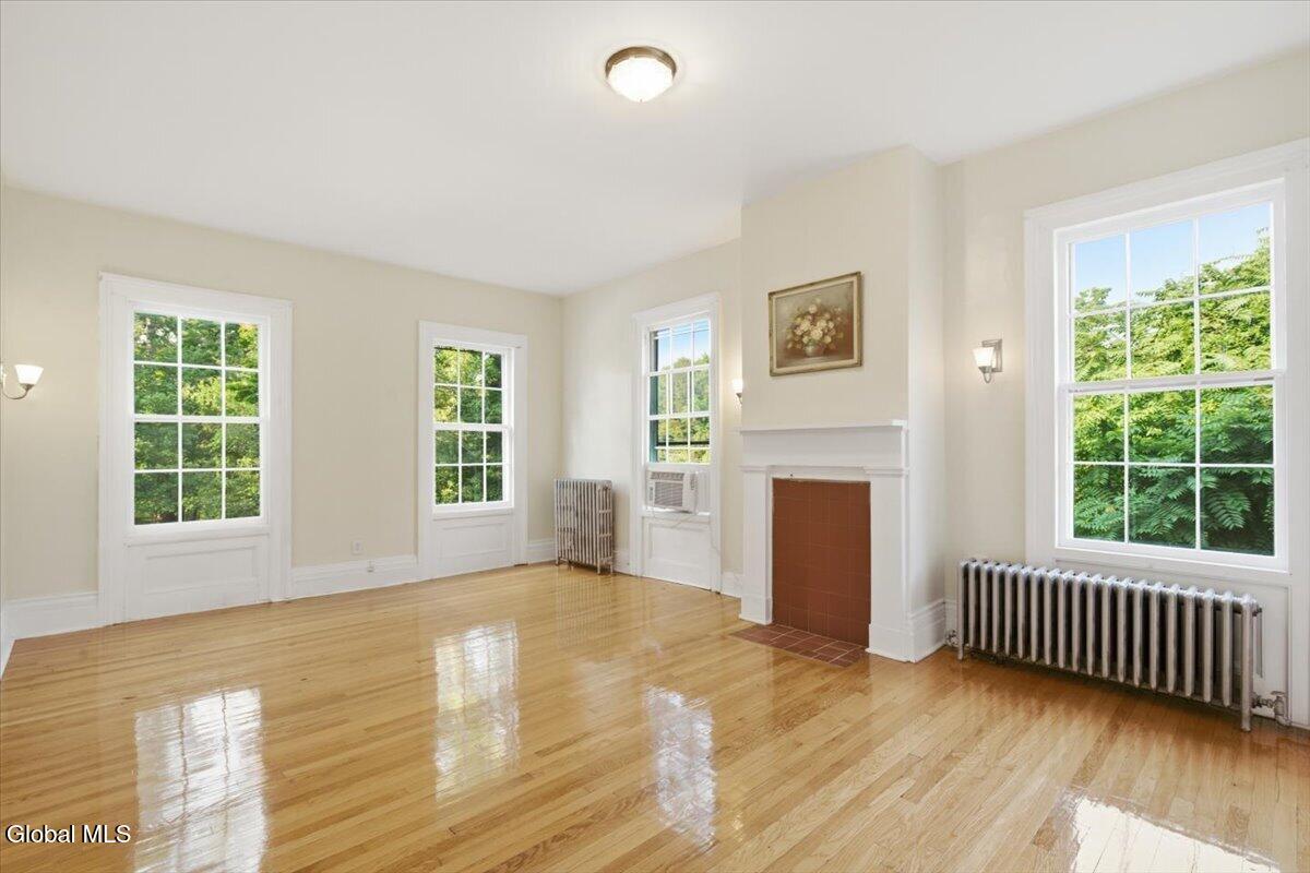 105 Brunswick Road Troy NY 12180