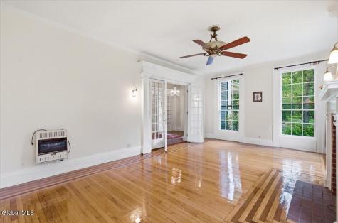 105 Brunswick Road Troy NY 12180