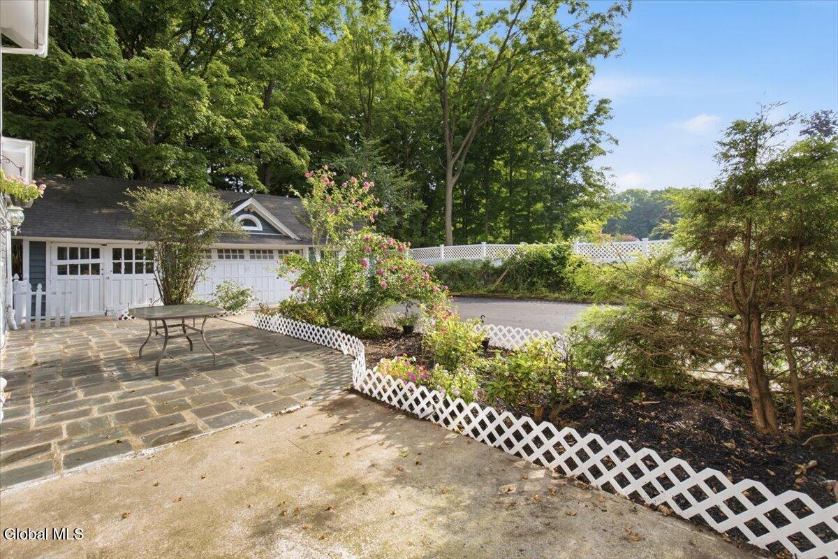 105 Brunswick Road Troy NY 12180