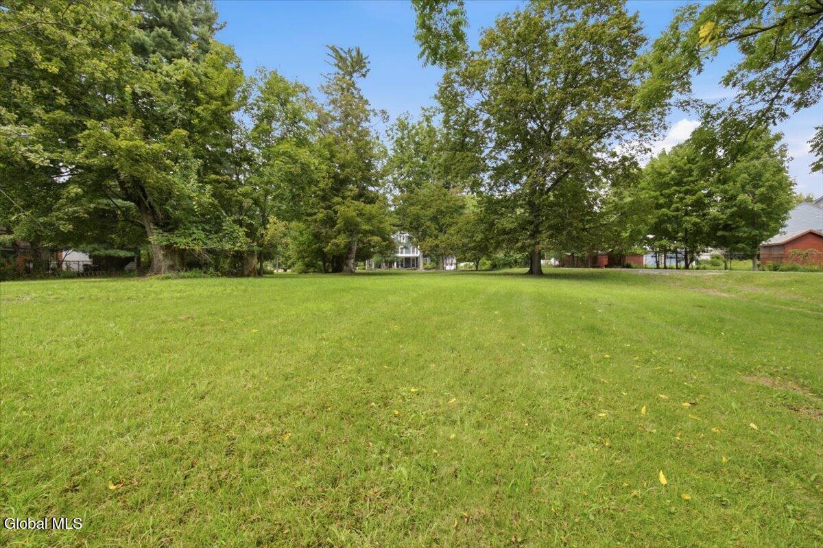 105 Brunswick Road Troy NY 12180
